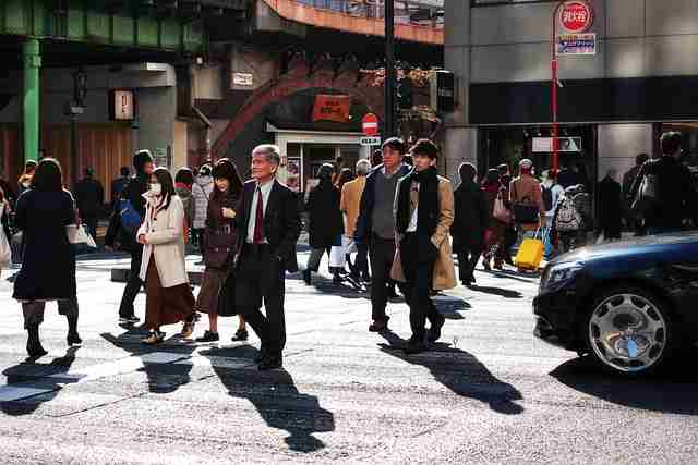 彩蛋妻社app揭秘:版本对比 第2张 彩蛋妻社app揭秘:版本对比 第2张